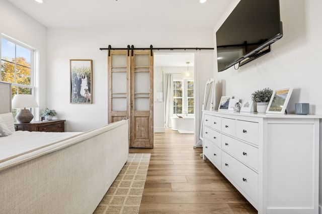 890 Hackberry Ln, Nunnelly, TN 37137