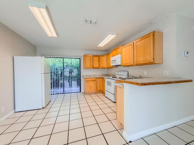 2028 Major Drive, West Palm Beach, FL 33415