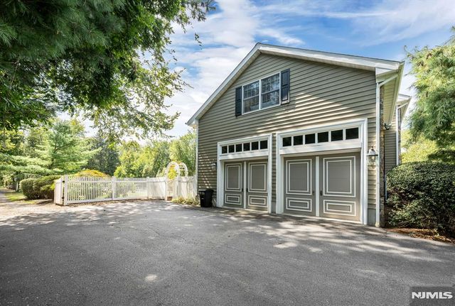 193 Pulis Avenue, Franklin Lakes, NJ 07417