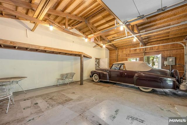 193 Pulis Avenue, Franklin Lakes, NJ 07417