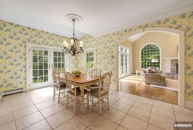 193 Pulis Avenue, Franklin Lakes, NJ 07417