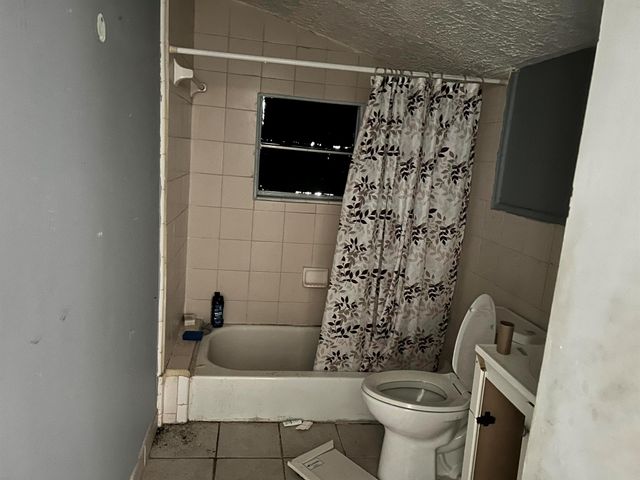 705 Avenue B, Fort Pierce, FL 34950