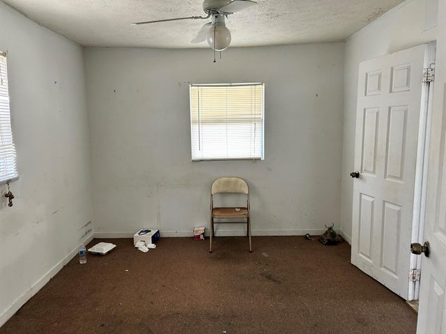 705 Avenue B, Fort Pierce, FL 34950