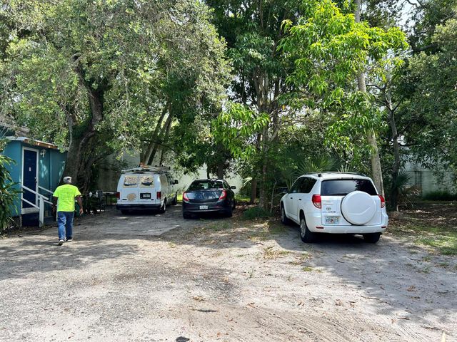 705 Avenue B, Fort Pierce, FL 34950