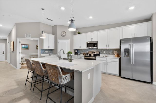 12390 WELLEN GOLF STREET 204, Venice, FL 34293