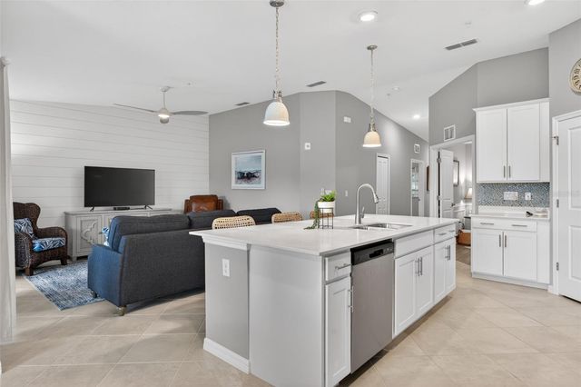 12390 WELLEN GOLF STREET 204, Venice, FL 34293