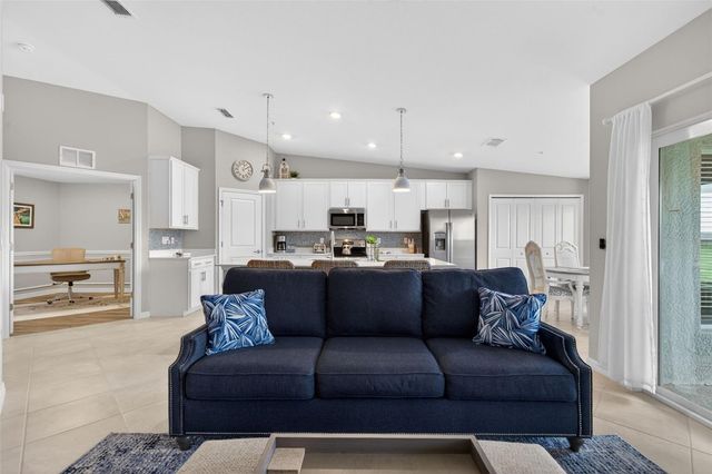 12390 WELLEN GOLF STREET 204, Venice, FL 34293