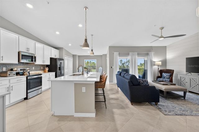 12390 WELLEN GOLF STREET 204, Venice, FL 34293