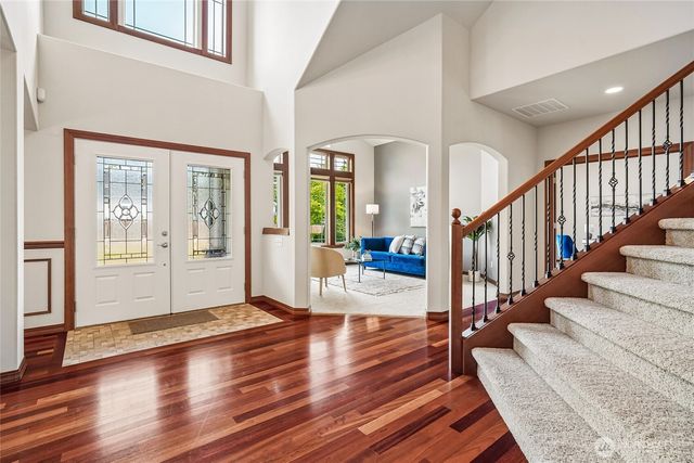 1408 180th Avenue E, Lake Tapps, WA 98391