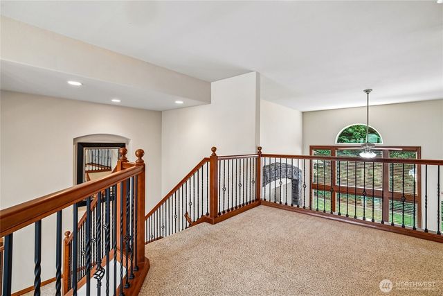 1408 180th Avenue E, Lake Tapps, WA 98391