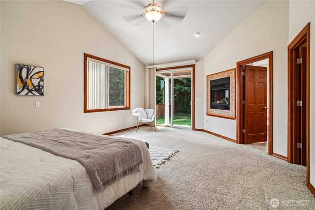 1408 180th Avenue E, Lake Tapps, WA 98391