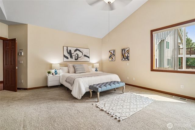 1408 180th Avenue E, Lake Tapps, WA 98391