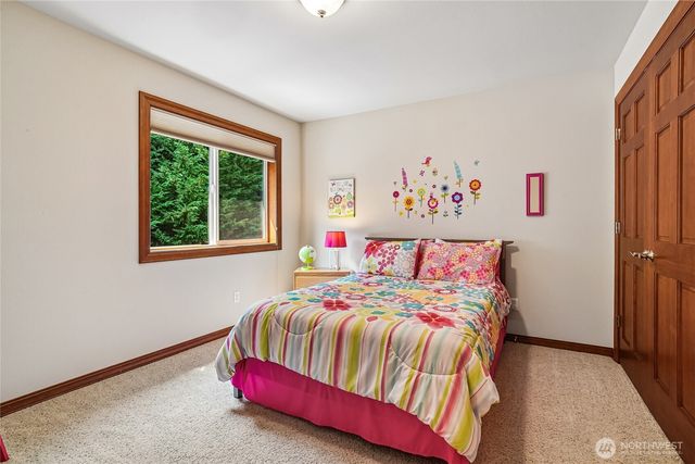 1408 180th Avenue E, Lake Tapps, WA 98391