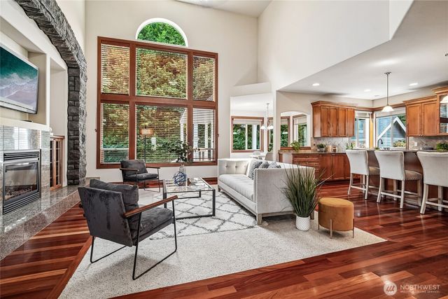 1408 180th Avenue E, Lake Tapps, WA 98391