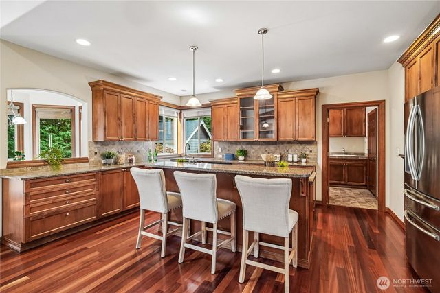 1408 180th Avenue E, Lake Tapps, WA 98391