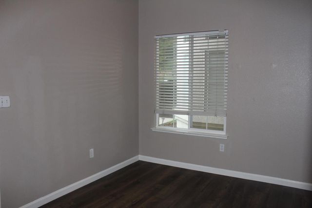 1944 Lebaron Dr, Stockton, CA 95209