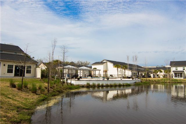 702 Mariners Circle, St Simons Island, GA 31522