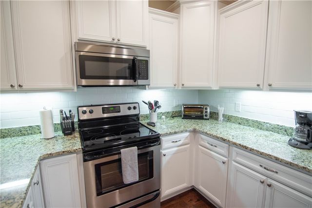 702 Mariners Circle, St Simons Island, GA 31522