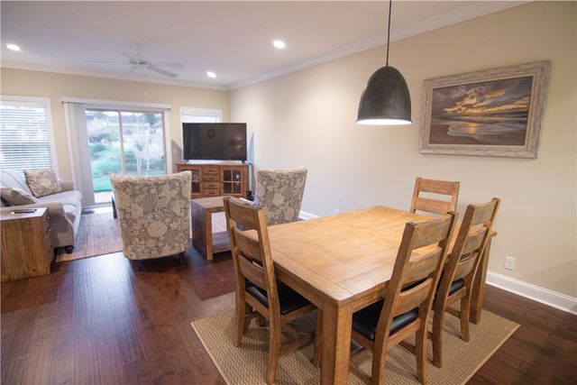 702 Mariners Circle, St Simons Island, GA 31522