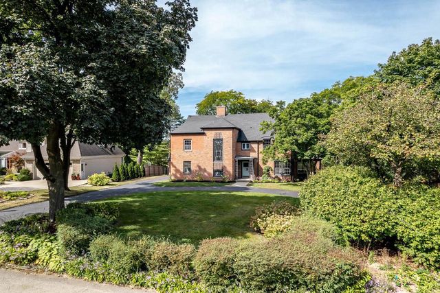 2014 Glenview Road, Rockford, IL 61107