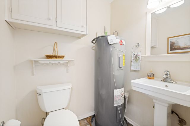 607 N Parkridge Drive, Mansfield, TX 76063