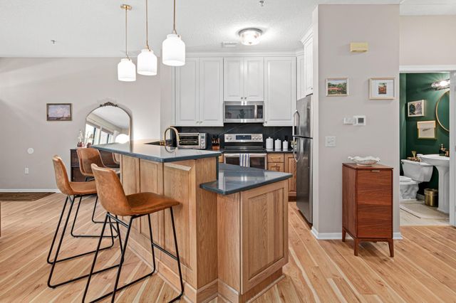 645 N 1st Street 135, Minneapolis, MN 55401