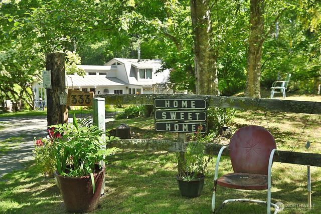 333 Whitewebs Lane, Greenbank, WA 98253