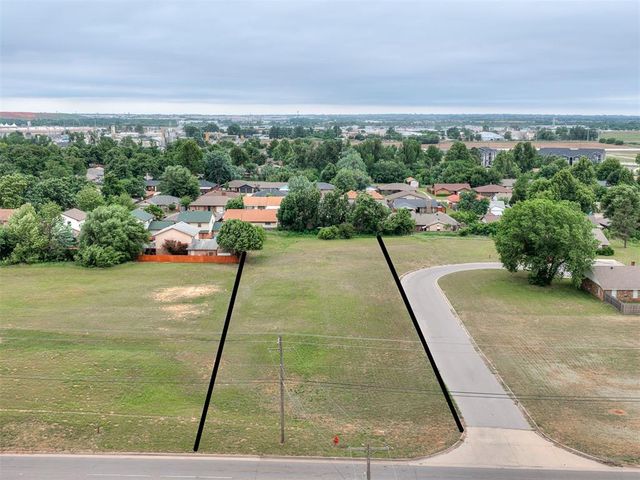 8240 NW 10th Street, Oklahoma City, OK 73127