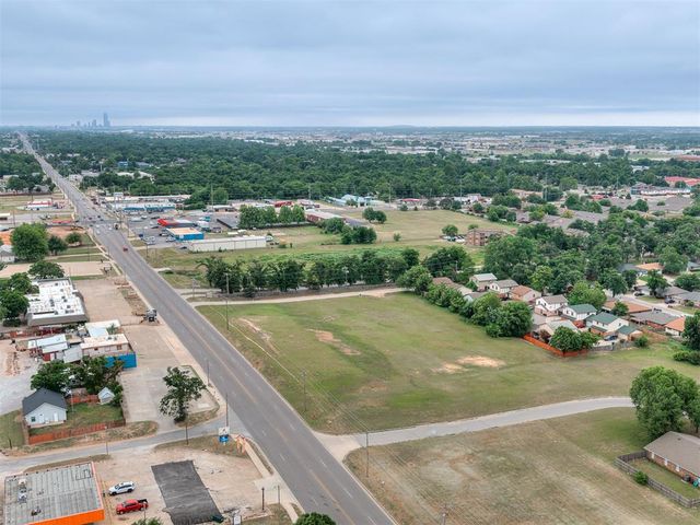 8240 NW 10th Street, Oklahoma City, OK 73127