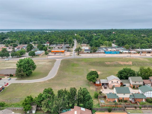 8240 NW 10th Street, Oklahoma City, OK 73127