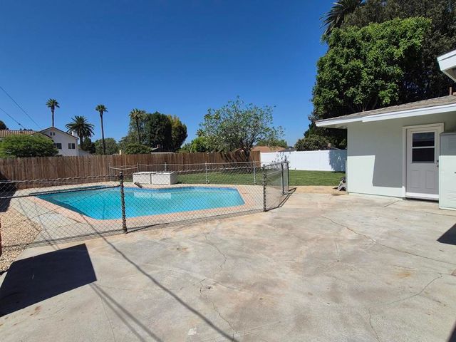4720 Whipple Road, Riverside, CA 92506