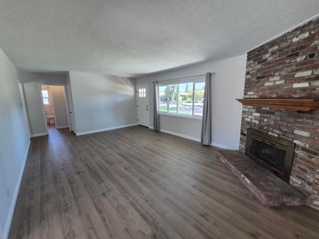 4720 Whipple Road, Riverside, CA 92506