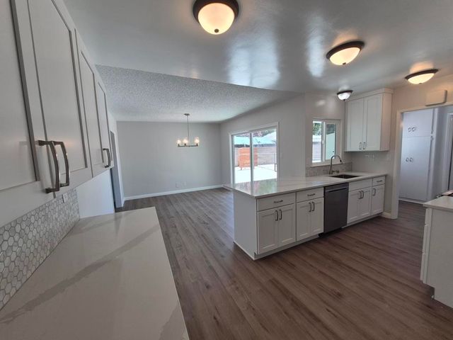 4720 Whipple Road, Riverside, CA 92506
