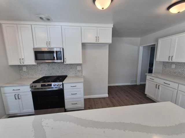 4720 Whipple Road, Riverside, CA 92506