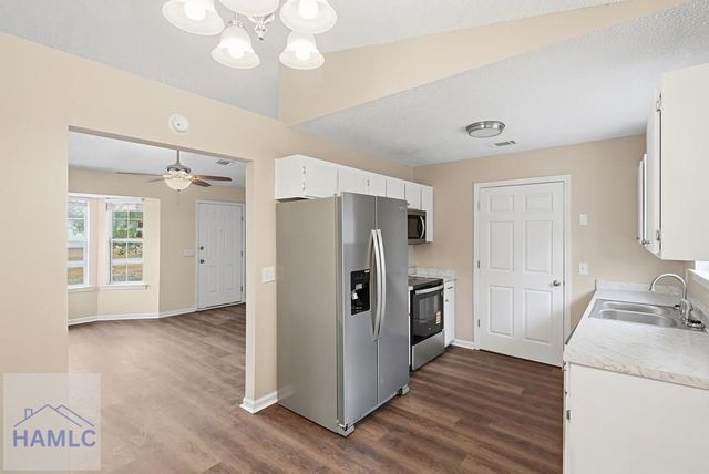 491 Sabreena Circle, Hinesville, GA 31313