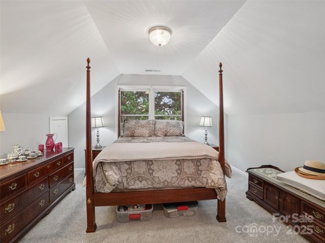 2 Cambridge Drive, Candler, NC 28715