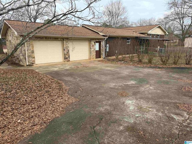 700 FOSTER DRIVE, Oxford, AL 36203