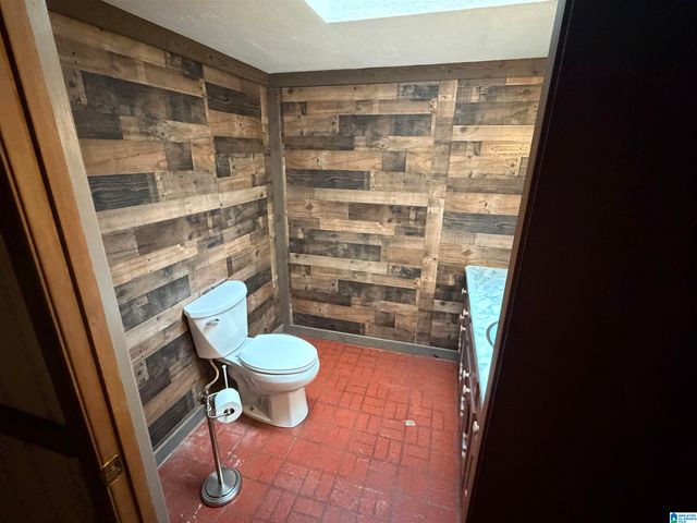 700 FOSTER DRIVE, Oxford, AL 36203