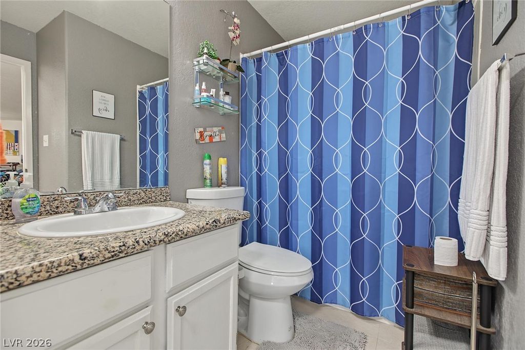 Image 21 of property listing at 5042 South Rainbow Boulevard 102, Las Vegas, NV 89118