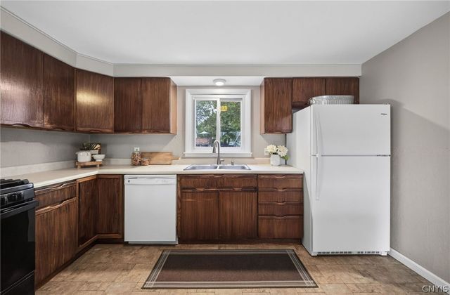 116 Mary Street, Clay, NY 13212