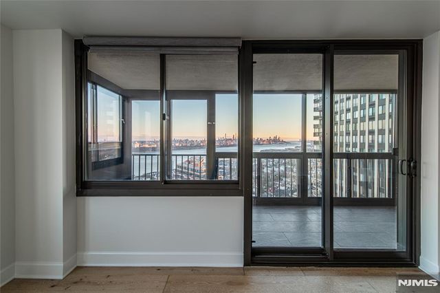 200 Winston Drive 2409, Cliffside Park, NJ 07010