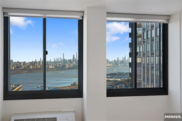 200 Winston Drive 2409, Cliffside Park, NJ 07010
