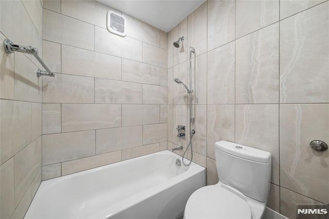 200 Winston Drive 2409, Cliffside Park, NJ 07010