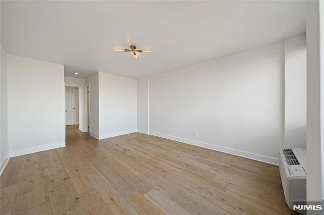 200 Winston Drive 2409, Cliffside Park, NJ 07010