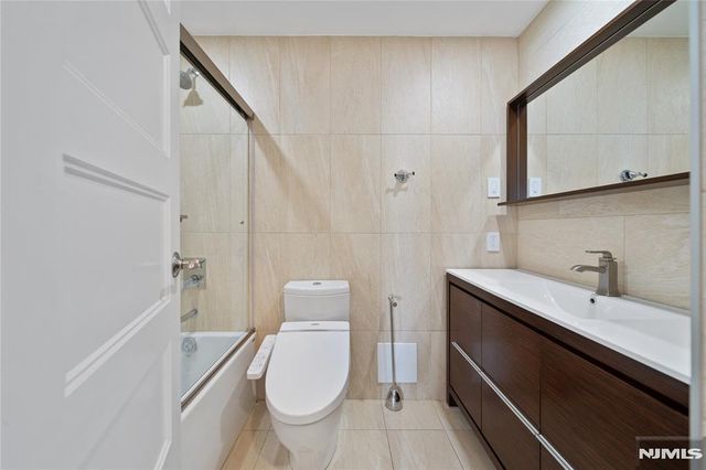 200 Winston Drive 2409, Cliffside Park, NJ 07010