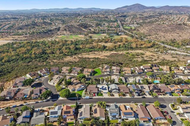 8869 Menkar Rd, San Diego, CA 92126