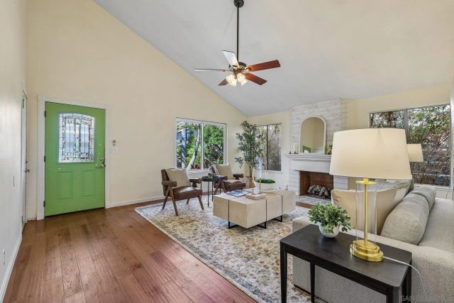 8869 Menkar Rd, San Diego, CA 92126
