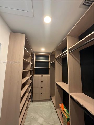 596 Ragan Dr, Miami Springs, FL 33166