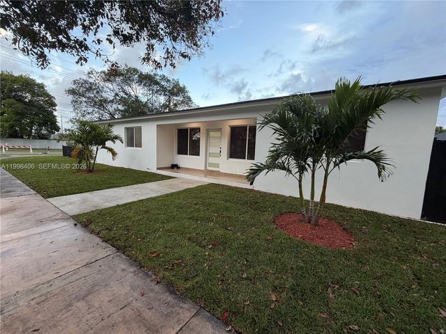 596 Ragan Dr, Miami Springs, FL 33166