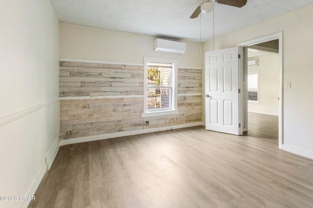 2722 E 6th Street, Panama City, FL 32401